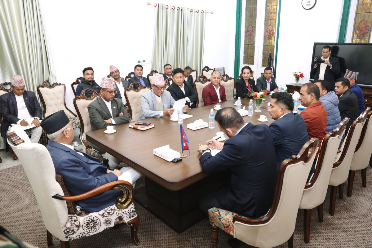 पोखराबाट नियमित अन्तर्राष्ट्रिय उडानका लागि पहल गरिदिन प्रधानमन्त्रीलाई आग्रह