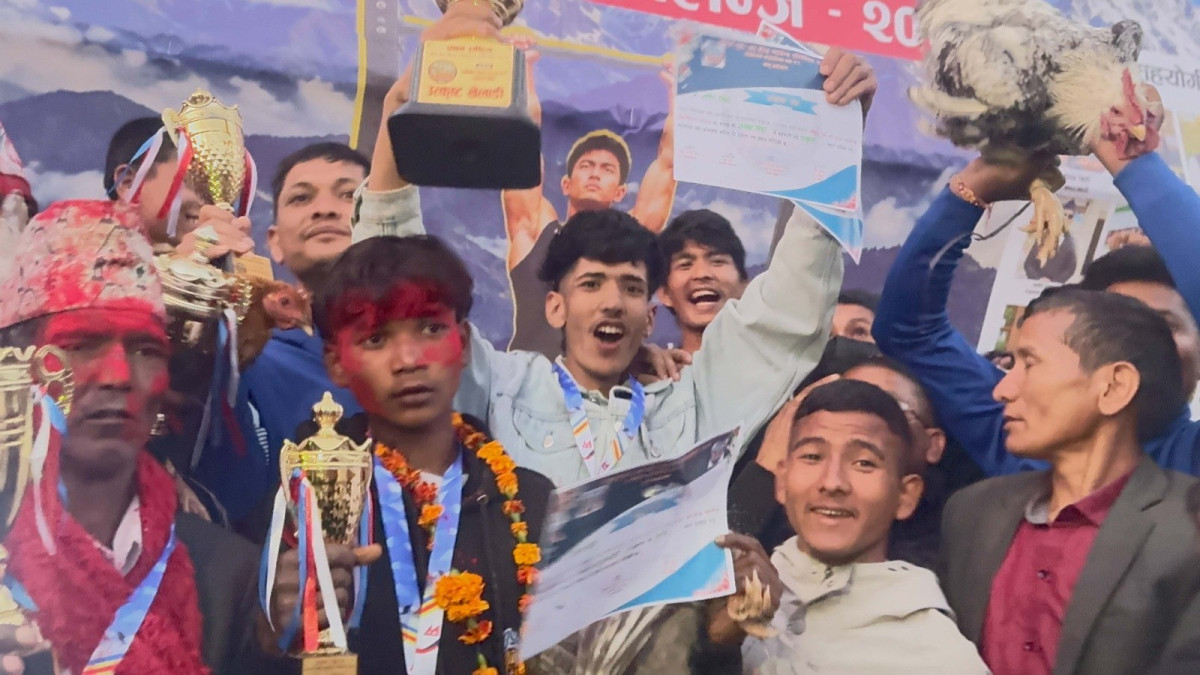 कालीकोटमा पुल-अप होल्ड च्यालेन्ज प्रतियोगिता सम्पन्न